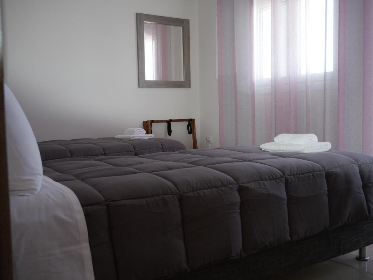 Roza'S Family House Apartman Imerovígli Kültér fotó