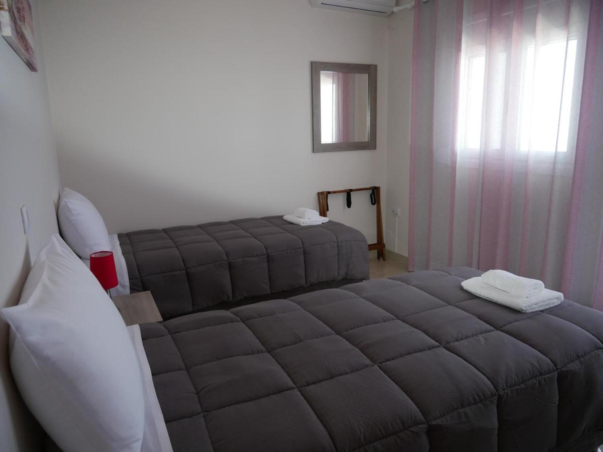 Roza'S Family House Apartman Imerovígli Kültér fotó